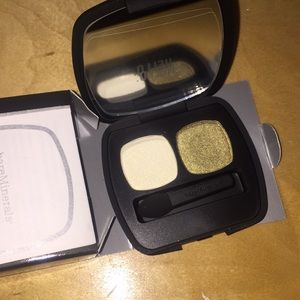 Bare minerals eye shadow duo “the scenic route”